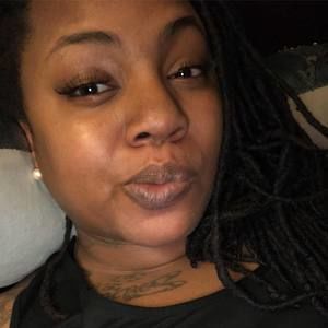 Meet your Posher, Ateaqua